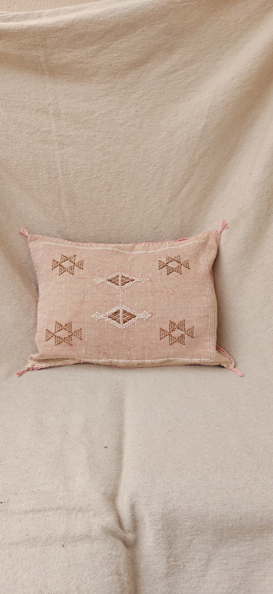 Sabra Lumbar Cushion - Dusty Rose